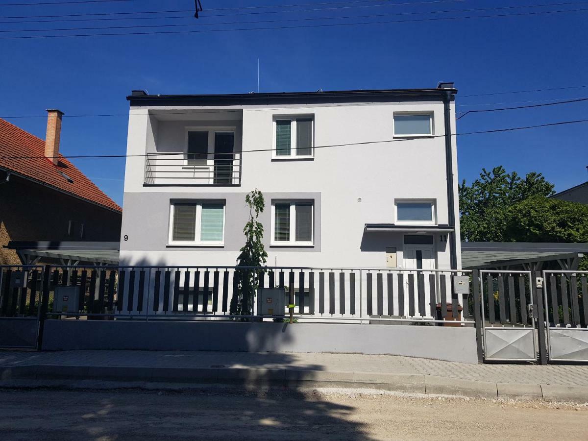 Vip Apartmany Zabnik Приевица Екстериор снимка