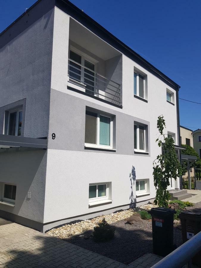 Vip Apartmany Zabnik Приевица Екстериор снимка