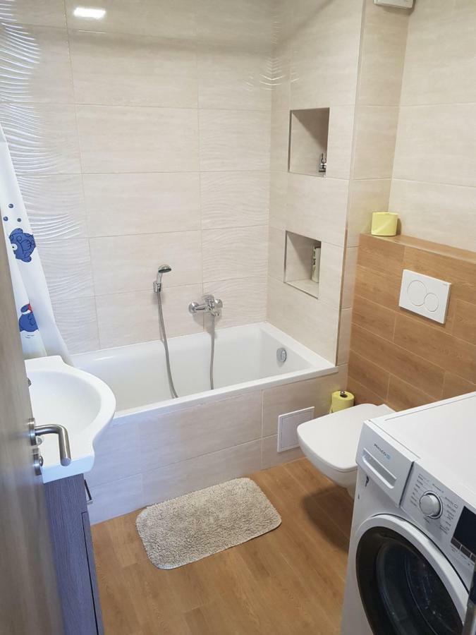 Vip Apartmany Zabnik Приевица Екстериор снимка